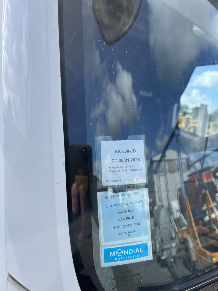 IVECO Eurocargo 120e28 - Camion fourgon: photos 5 IVECO Eurocargo 120e28 - Camion fourgon: photos 5