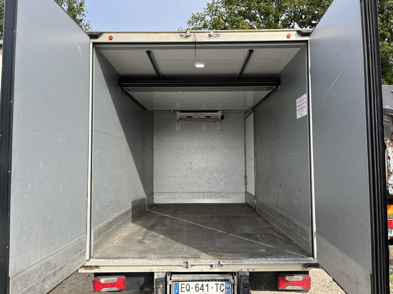 Iveco Daily 35-120 - Utilitaire frigorifique: photos 2 Iveco Daily 35-120 - Utilitaire frigorifique: photos 2