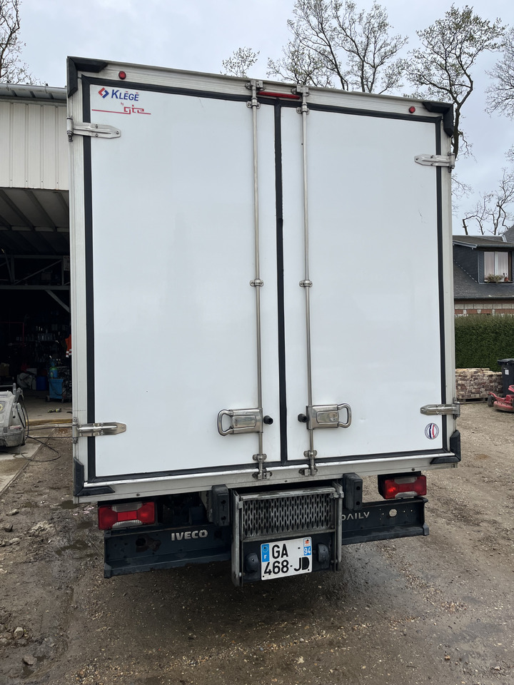 Iveco Daily 35-140 35c14 frigorifique - Utilitaire frigorifique: photos 4 Iveco Daily 35-140 35c14 frigorifique - Utilitaire frigorifique: photos 4