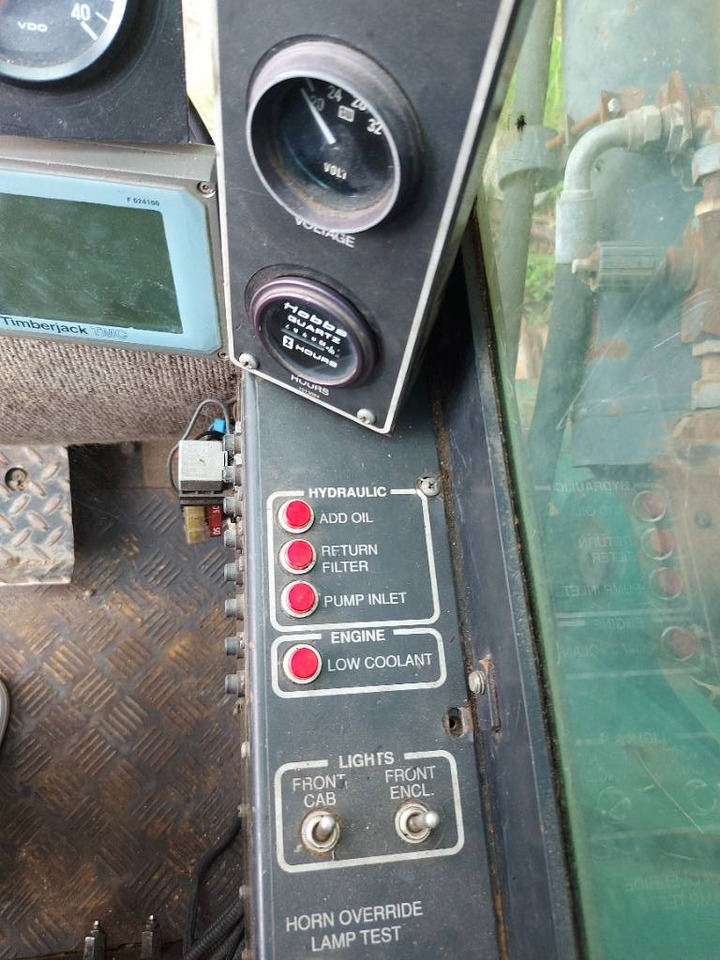 Abatteuse TIMBERJACK 2628: photos 10