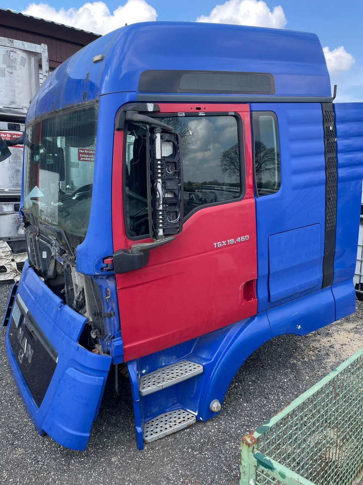 MAN Kabine MAN TGX 18.400 Euro 5 Bj. 2008 Fahrerhaus - Cabine et intérieur pour Camion: photos 3 MAN Kabine MAN TGX 18.400 Euro 5 Bj. 2008 Fahrerhaus - Cabine et intérieur pour Camion: photos 3