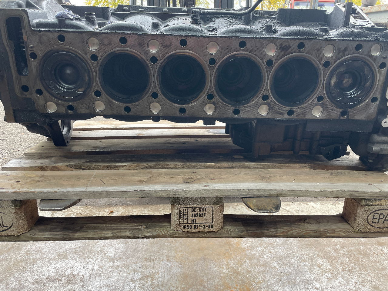 MAN Motor MAN Lions City D2066 LUH 52 Euro 6 Block D 2066 Motorblock Kurbelwelle - Moteur et pièces pour Bus: photos 3 MAN Motor MAN Lions City D2066 LUH 52 Euro 6 Block D 2066 Motorblock Kurbelwelle - Moteur et pièces pour Bus: photos 3