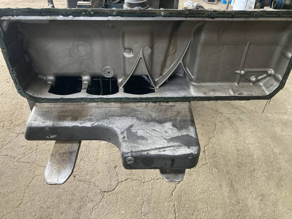 Mercedes-Benz Ölwanne Mercedes Motor OM 457 HLA A4570101113 OM457 Euro 5 EEV 15 - Carter d'huile pour Bus: photos 3 Mercedes-Benz Ölwanne Mercedes Motor OM 457 HLA A4570101113 OM457 Euro 5 EEV 15 - Carter d'huile pour Bus: photos 3