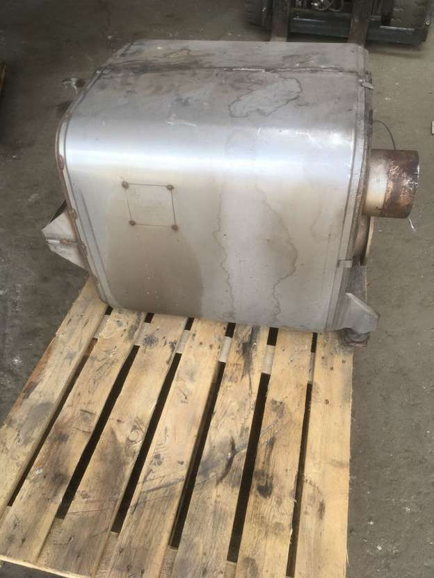 Mercedes-Benz Partikelfilter Mercedes Citaro LE A0014904914 Endschalldämpfer  - Système d'échappement: photos 1 Mercedes-Benz Partikelfilter Mercedes Citaro LE A0014904914 Endschalldämpfer  - Système d'échappement: photos 1