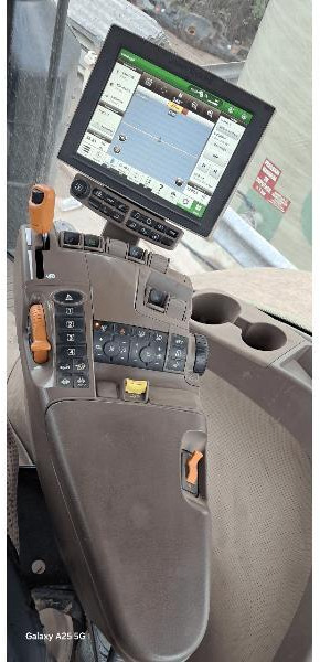 JOHN DEERE 7310R - Tracteur agricole: photos 5 JOHN DEERE 7310R - Tracteur agricole: photos 5