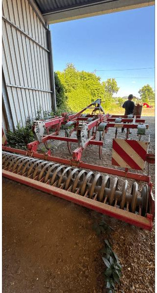 KVERNELAND CLC 3,5M - Bineuse: photos 5 KVERNELAND CLC 3,5M - Bineuse: photos 5