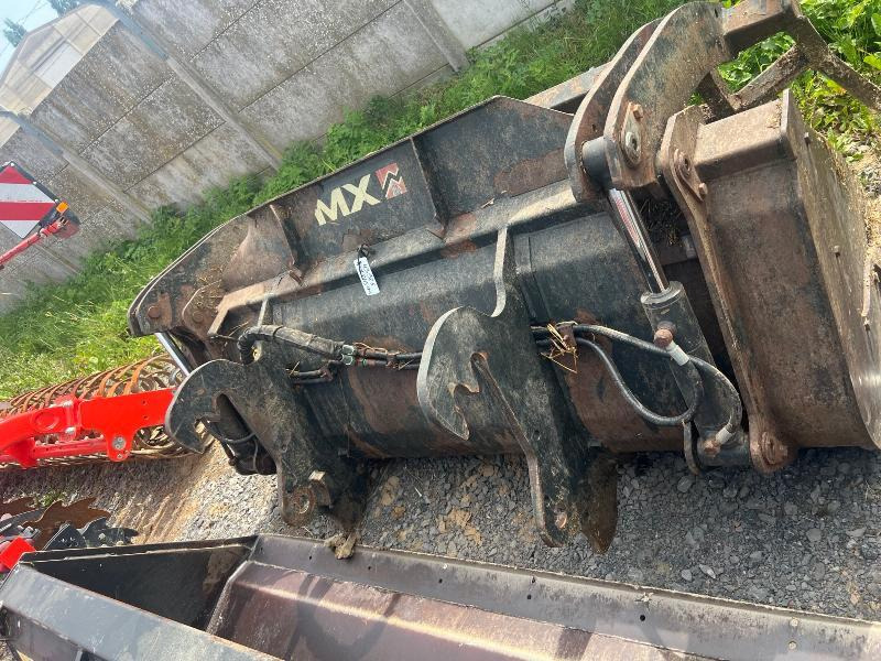 MAILLEUX BMSA245HT - Godet pour chargeur pour Tracteur agricole: photos 2 MAILLEUX BMSA245HT - Godet pour chargeur pour Tracteur agricole: photos 2