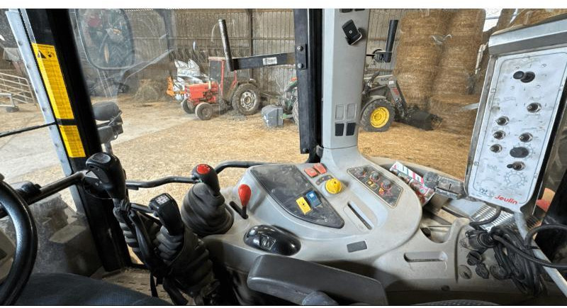 Tracteur agricole MASSEY-FERGUSON 5460: photos 6