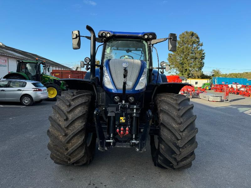 NEW-HOLLAND T7.245 AC - Tracteur agricole: photos 2 NEW-HOLLAND T7.245 AC - Tracteur agricole: photos 2