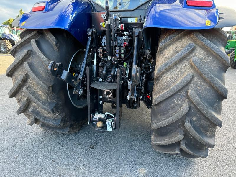 NEW-HOLLAND T7.245 AC - Tracteur agricole: photos 5 NEW-HOLLAND T7.245 AC - Tracteur agricole: photos 5