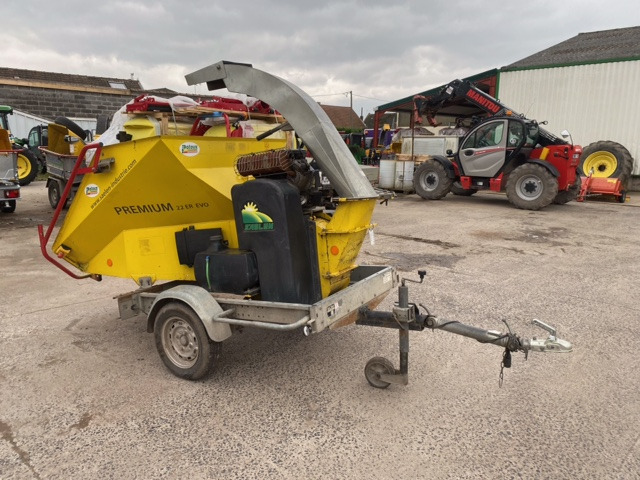 SAELEN PREMIUM 22 ER - Broyeur de végétaux: photos 5 SAELEN PREMIUM 22 ER - Broyeur de végétaux: photos 5