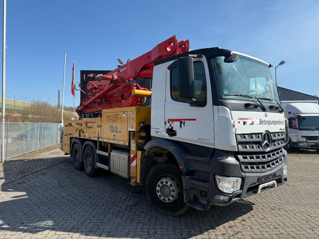 Mercedes-Benz 2640 putzmeister 24m /4 - Camion pompe: photos 5 Mercedes-Benz 2640 putzmeister 24m /4 - Camion pompe: photos 5