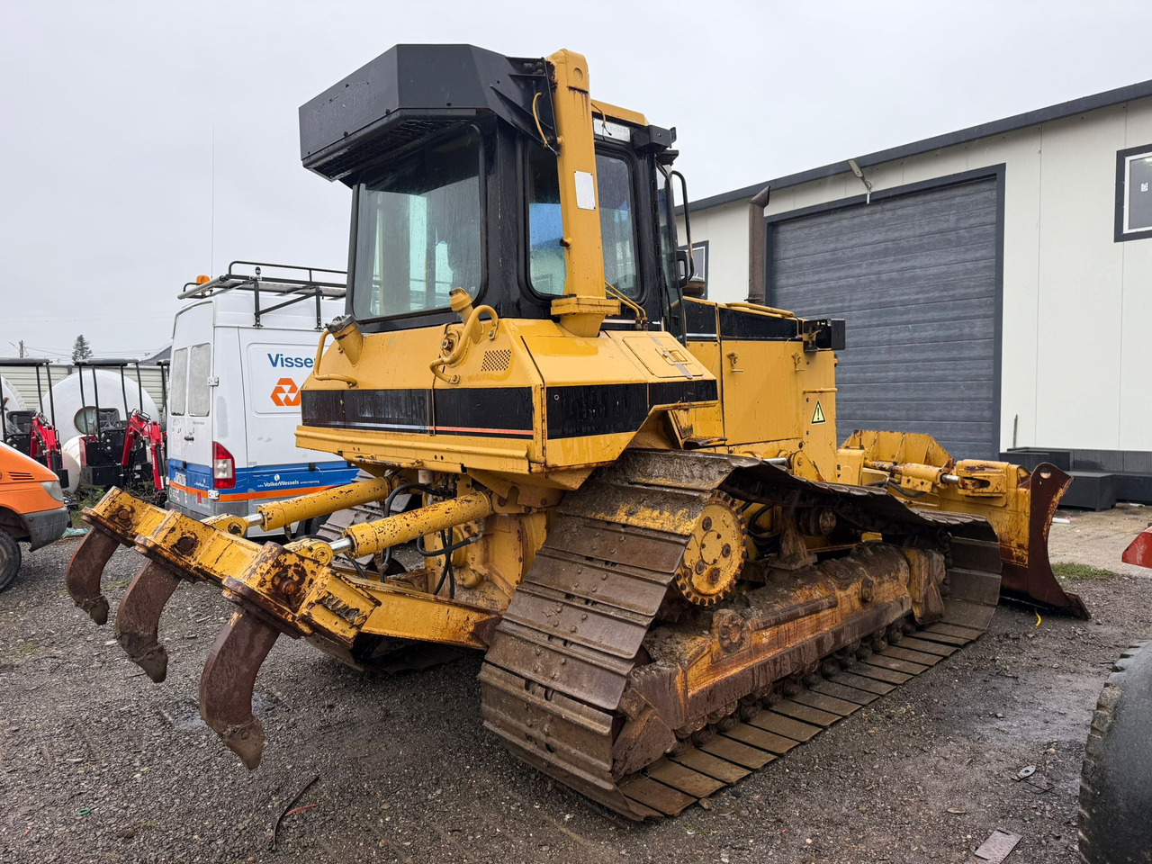BULLDOZER CATERPILLAR D5 - Bulldozer: photos 3 BULLDOZER CATERPILLAR D5 - Bulldozer: photos 3