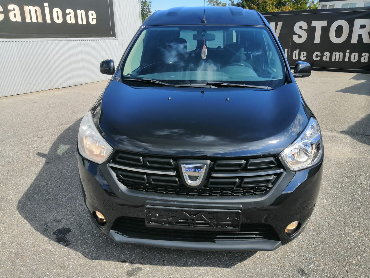 DACIA Dokker 1,6 sCE Comfort Benzina/GPL, TOP !!! - Utilitaire double cabine: photos 3 DACIA Dokker 1,6 sCE Comfort Benzina/GPL, TOP !!! - Utilitaire double cabine: photos 3