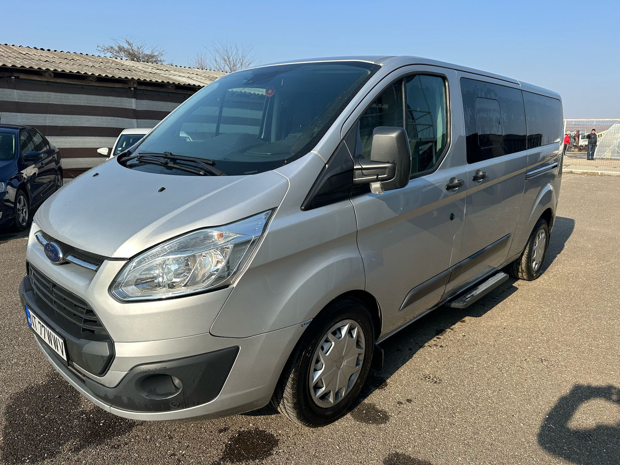FORD TRANSIT CUSTOMS - Transport de personnes: photos 1 FORD TRANSIT CUSTOMS - Transport de personnes: photos 1