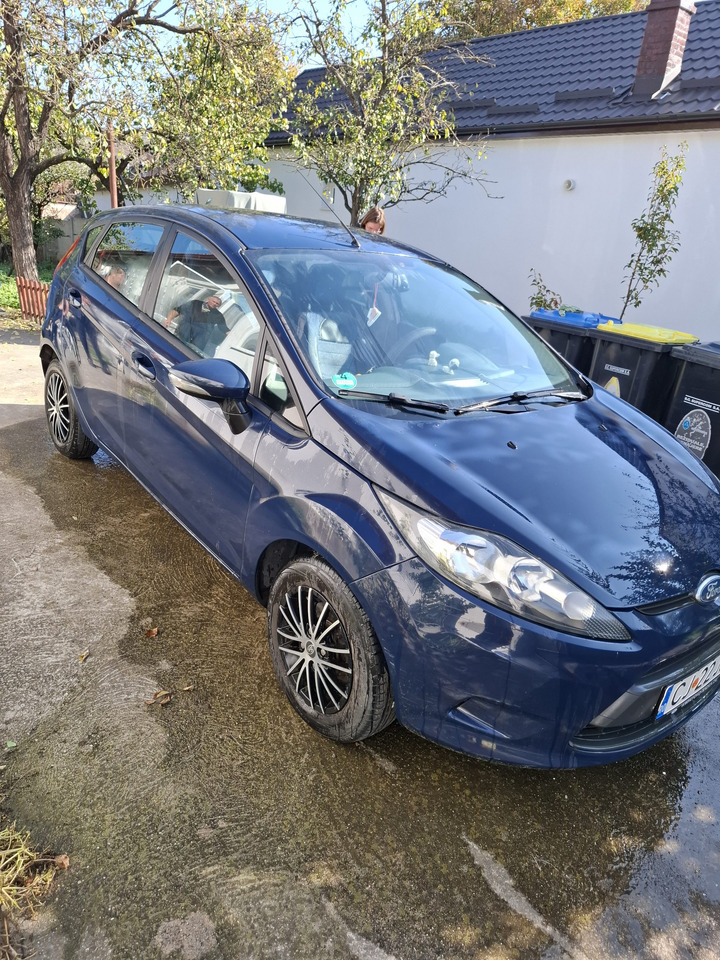 Ford Fiesta - Berline: photos 1 Ford Fiesta - Berline: photos 1