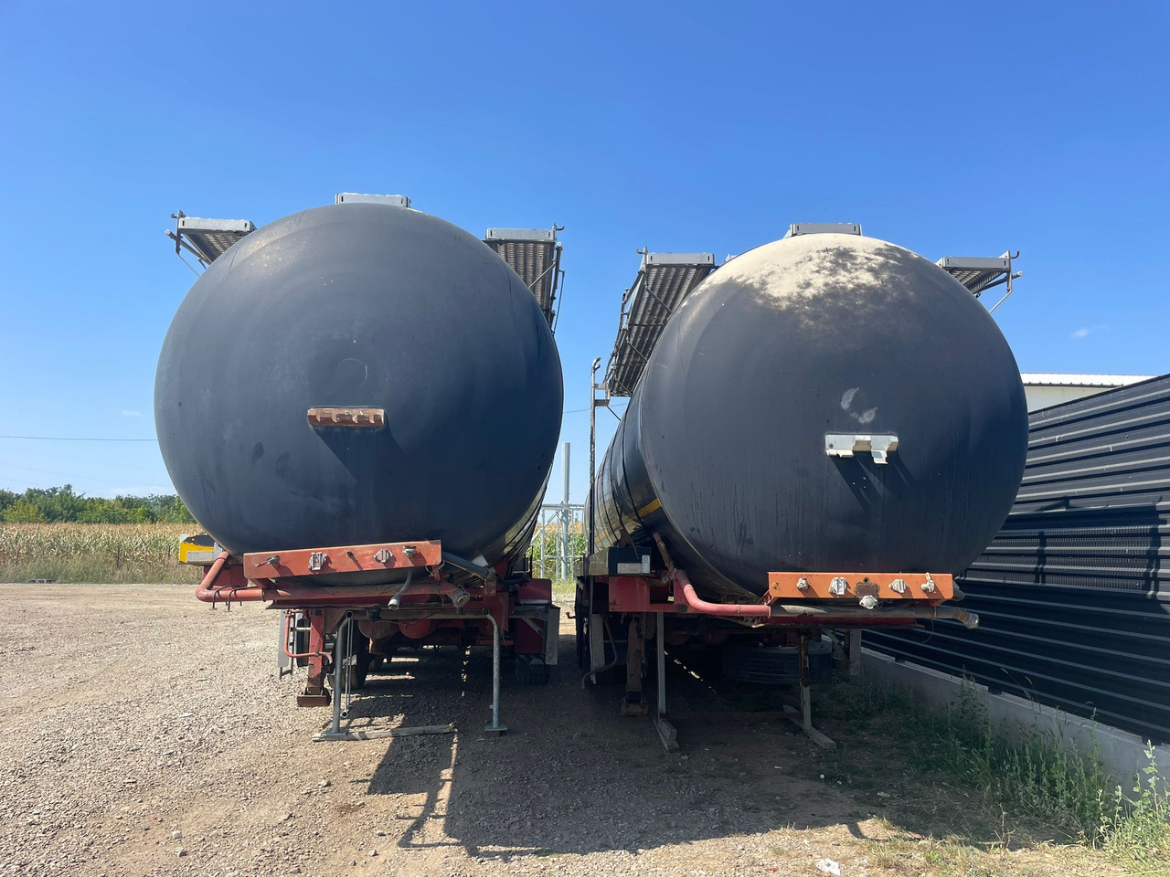 HENDRICK BITUMEN SEMI-TRAILER - Semi-remorque citerne: photos 5 HENDRICK BITUMEN SEMI-TRAILER - Semi-remorque citerne: photos 5