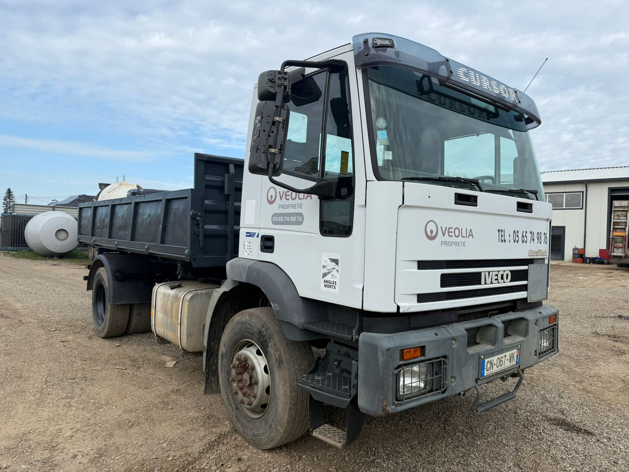 IVECO EUROTRAKKER TIPPER - Camion benne: photos 1 IVECO EUROTRAKKER TIPPER - Camion benne: photos 1