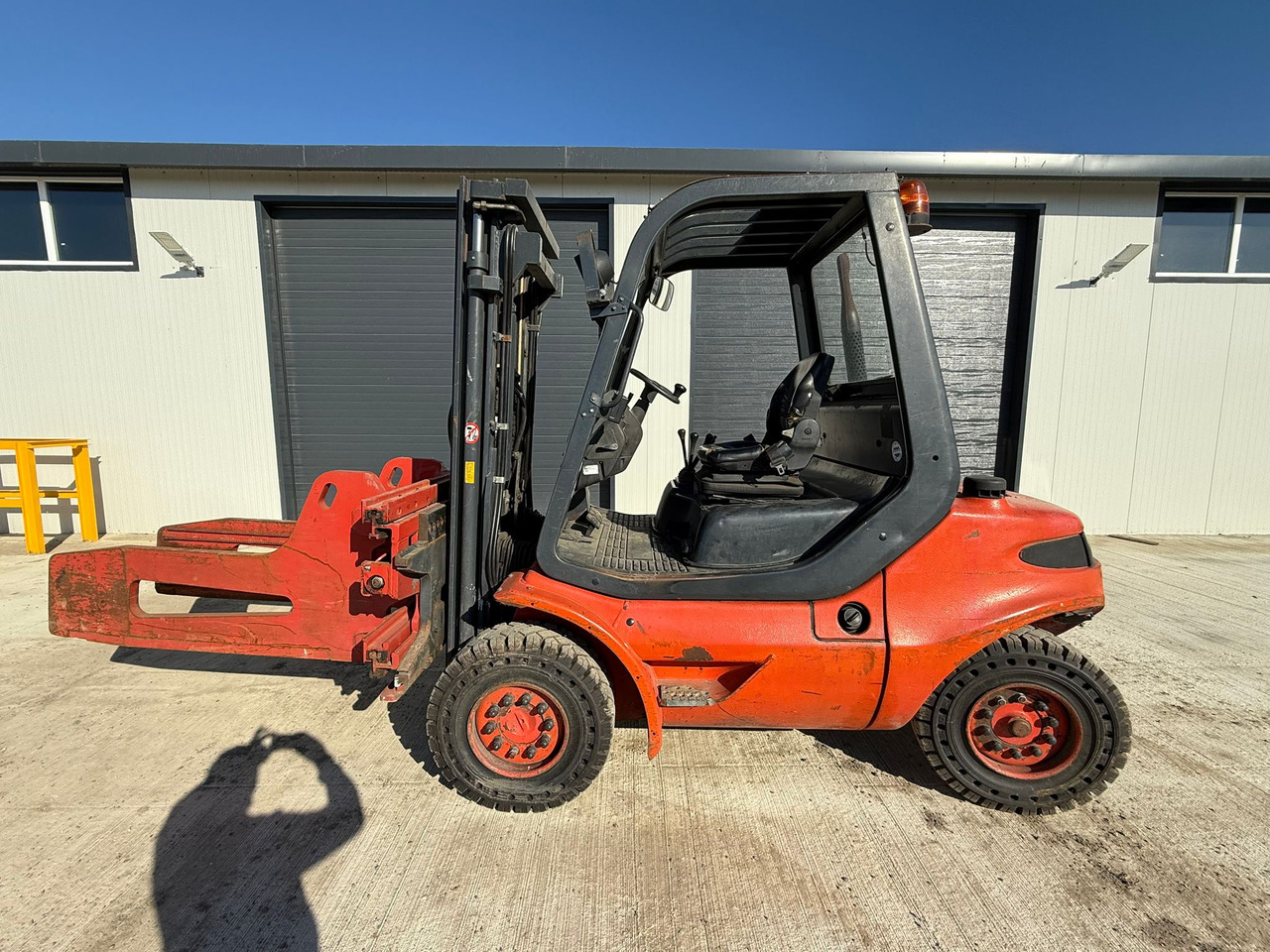 LINDE H40 STACKER - Chariot élévateur diesel: photos 3 LINDE H40 STACKER - Chariot élévateur diesel: photos 3