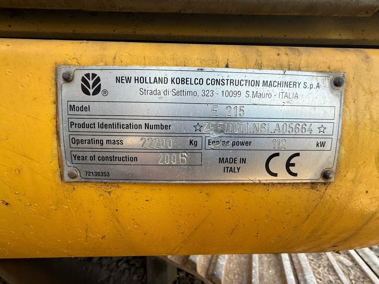 NEW HOLLAND E 215 EXCAVATOR - Pelle sur chenille: photos 5 NEW HOLLAND E 215 EXCAVATOR - Pelle sur chenille: photos 5