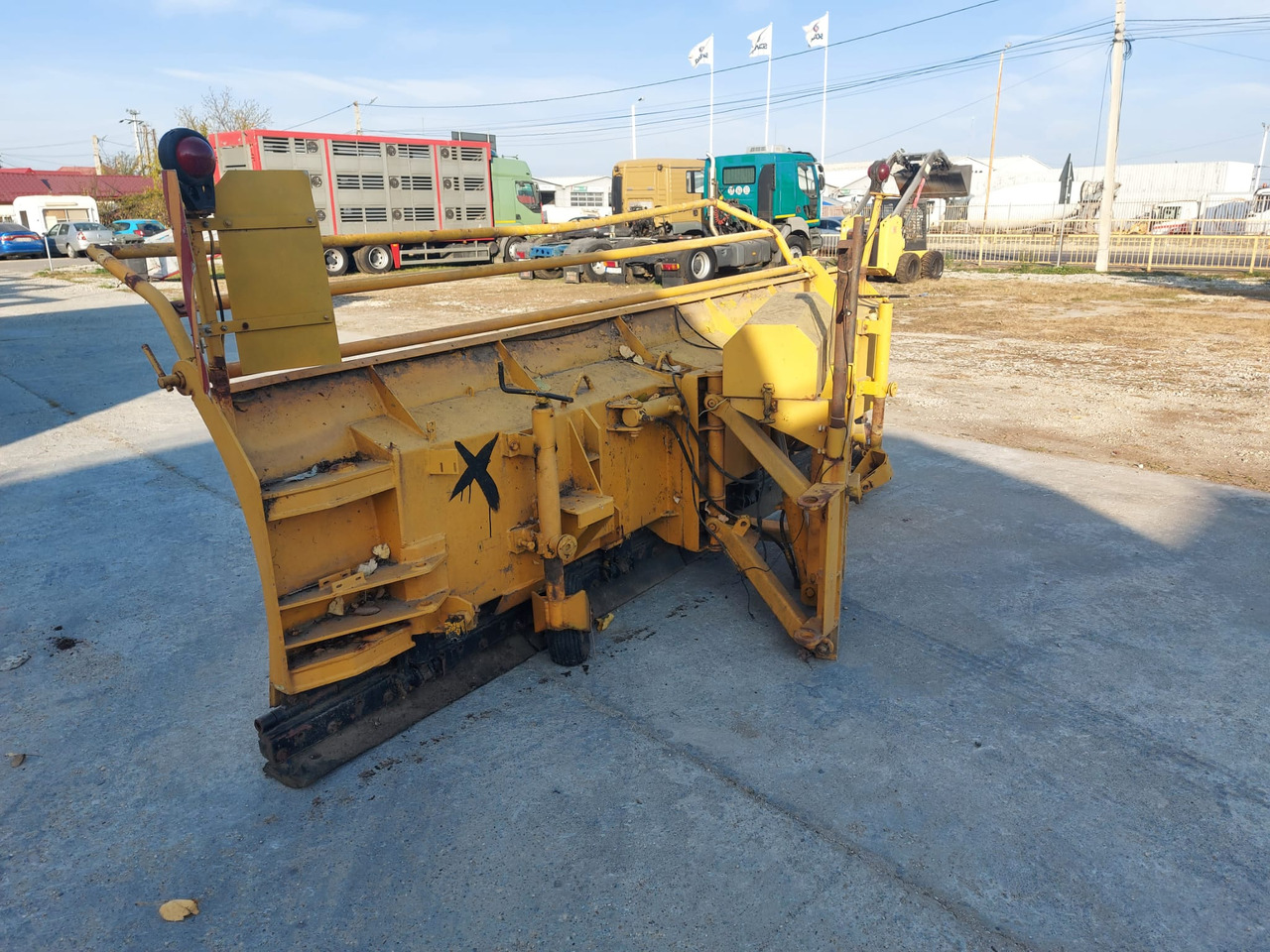 Nido Plow / Snow Blade / – Nido Universal Electrohidraulik – Sn 252 - Lame à neige: photos 5 Nido Plow / Snow Blade / – Nido Universal Electrohidraulik – Sn 252 - Lame à neige: photos 5