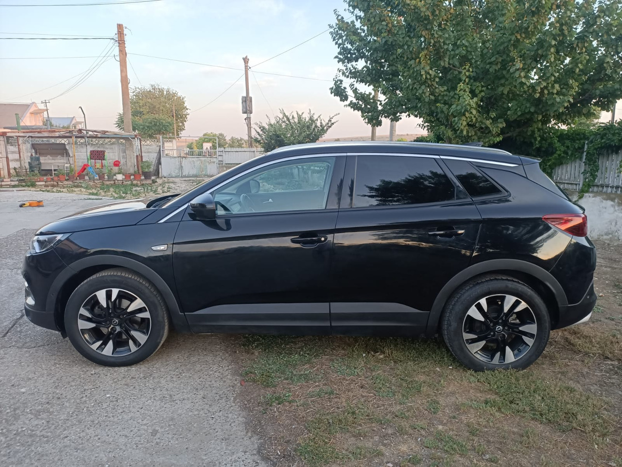 OPEL GRANDLAND X - SUV: photos 4 OPEL GRANDLAND X - SUV: photos 4