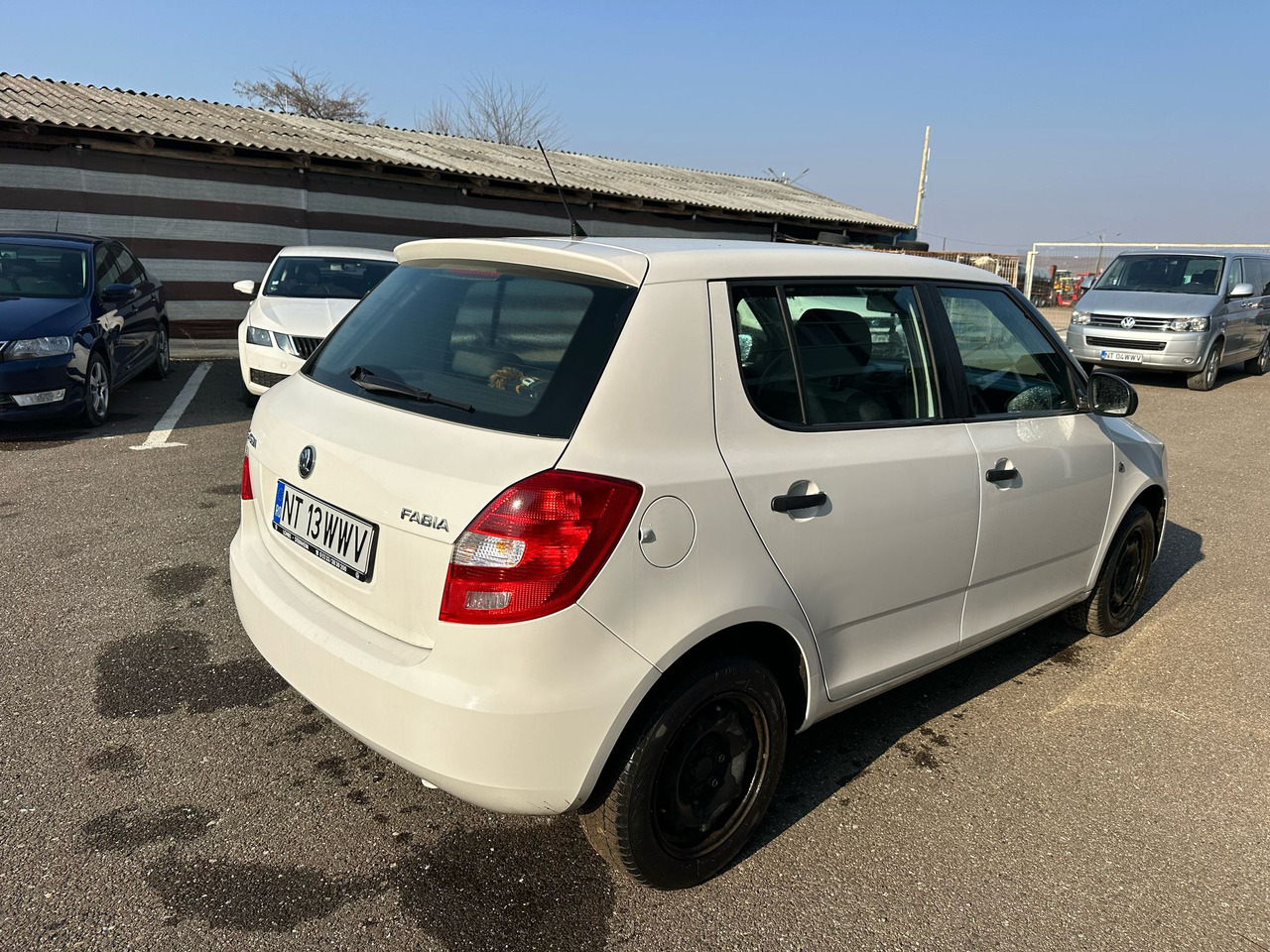 SKODA FABIA - Voiture: photos 2 SKODA FABIA - Voiture: photos 2