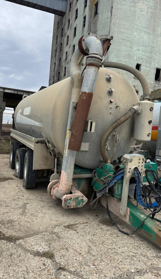 Sandri Manure spreading tank - Tonne à lisier: photos 3 Sandri Manure spreading tank - Tonne à lisier: photos 3