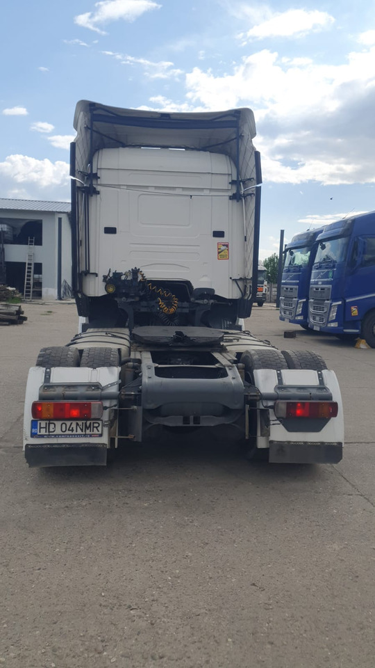 Scania R 440 - Tracteur routier: photos 4 Scania R 440 - Tracteur routier: photos 4