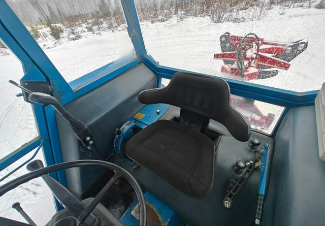 Tracteur agricole Ford 4110 traktori - Katso video!: photos 17