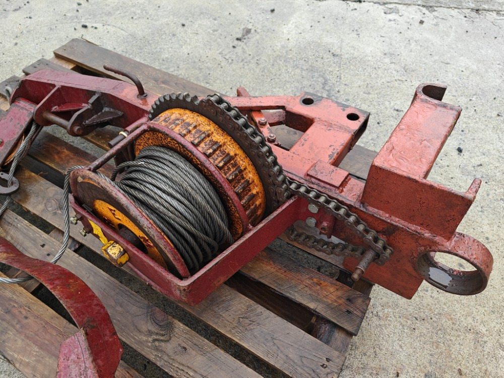 Fendeuse de bûches Remet Traktorivinssi - korjattavaksi: photos 6 Fendeuse de bûches Remet Traktorivinssi - korjattavaksi: photos 6