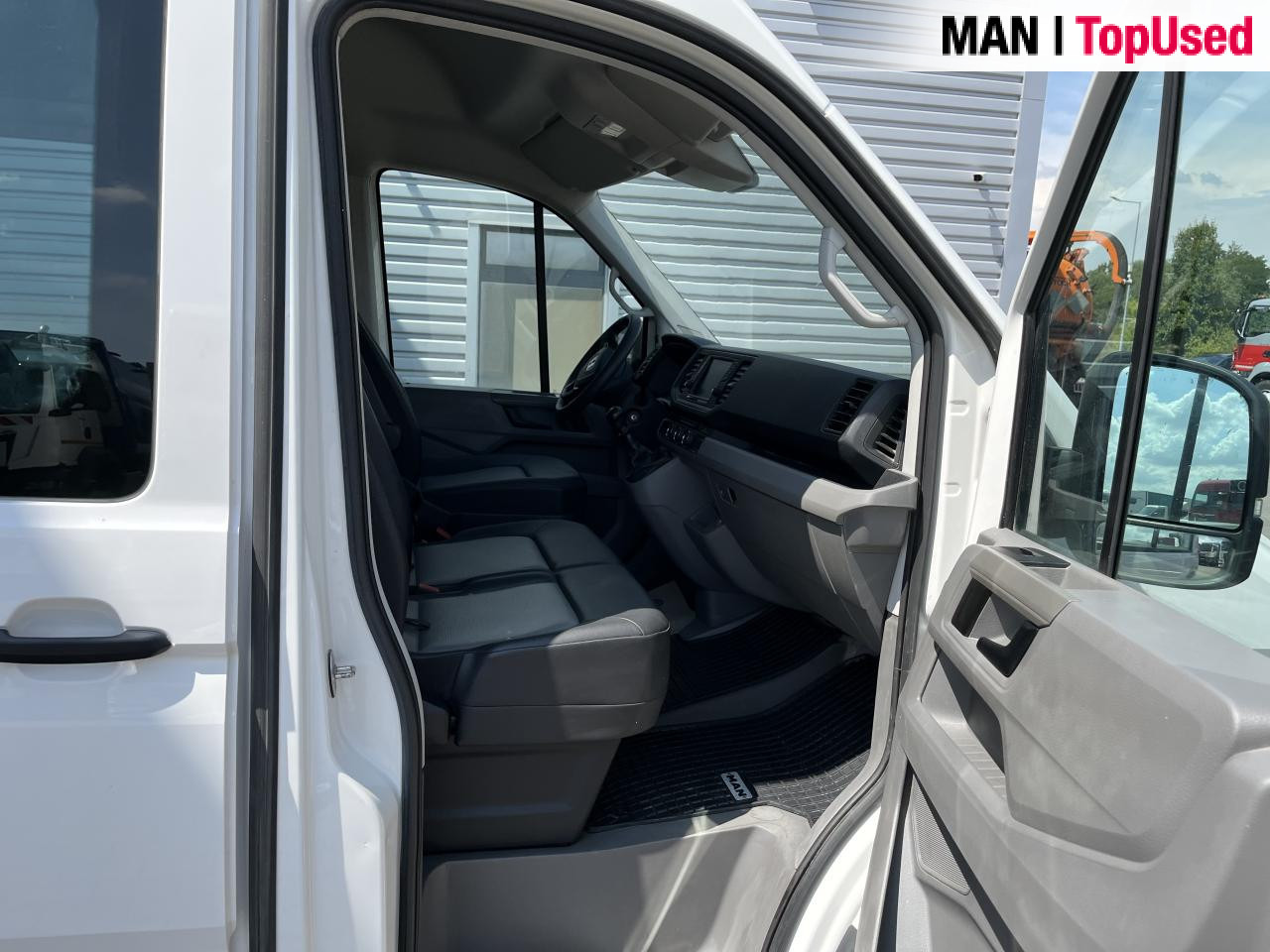 MAN TGE 3.140 4X2F SB kombi - Fourgon utilitaire: photos 2 MAN TGE 3.140 4X2F SB kombi - Fourgon utilitaire: photos 2