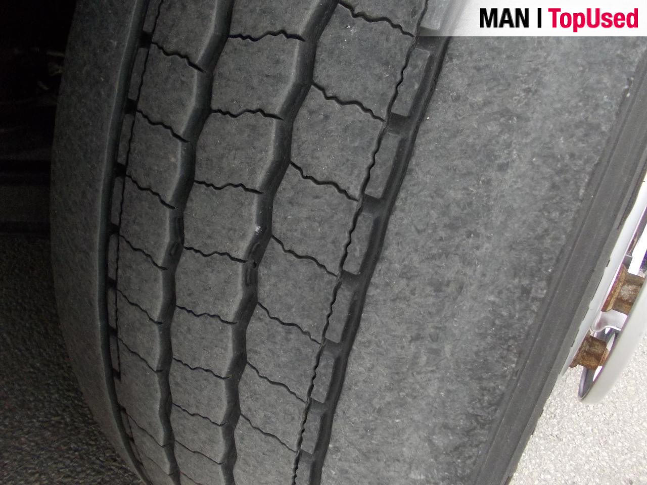 MAN TGX 26.470 6x2-2 LL CH Retarder Klima AHK ZV - Camion porte-conteneur/ Caisse mobile: photos 4 MAN TGX 26.470 6x2-2 LL CH Retarder Klima AHK ZV - Camion porte-conteneur/ Caisse mobile: photos 4