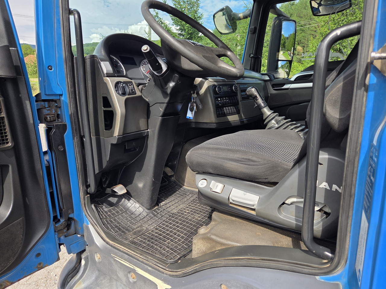 MAN TGS 26.400 6X4BB chassis - Camion: photos 4 MAN TGS 26.400 6X4BB chassis - Camion: photos 4