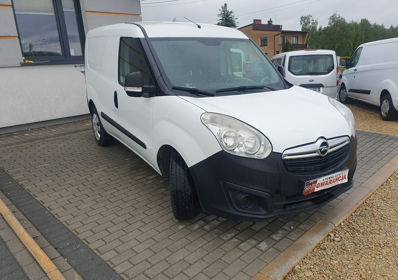 Fiat Doblo Opel Combo 1.4 Benzyna Polski Salon - Fourgon utilitaire: photos 3 Fiat Doblo Opel Combo 1.4 Benzyna Polski Salon - Fourgon utilitaire: photos 3