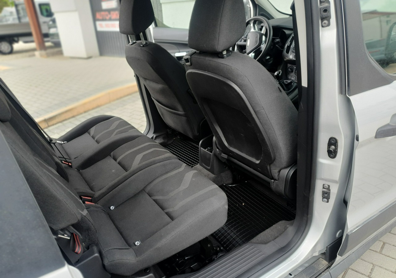 Voiture Ford Tourneo Connect II Ford Tourneo Connect Ford grand tourneo connect 7 osób 1.5 dci ładny: photos 15