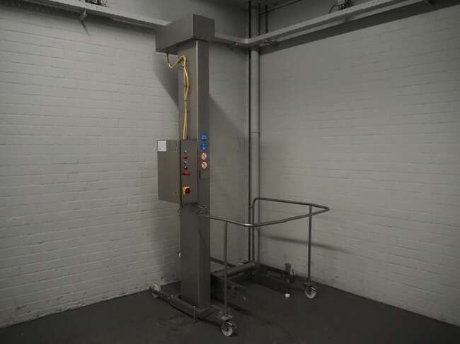 Carnitech lifter L25 - Machine agroalimentaire: photos 1 Carnitech lifter L25 - Machine agroalimentaire: photos 1