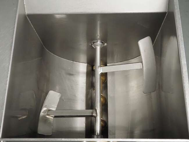 Kolbe mixer grinder MWE32 - Machine agroalimentaire: photos 5 Kolbe mixer grinder MWE32 - Machine agroalimentaire: photos 5