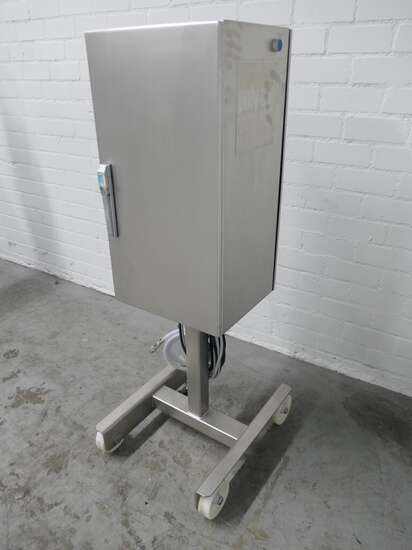 Poly Clip labelling system ES5000 - Machine agroalimentaire: photos 2 Poly Clip labelling system ES5000 - Machine agroalimentaire: photos 2