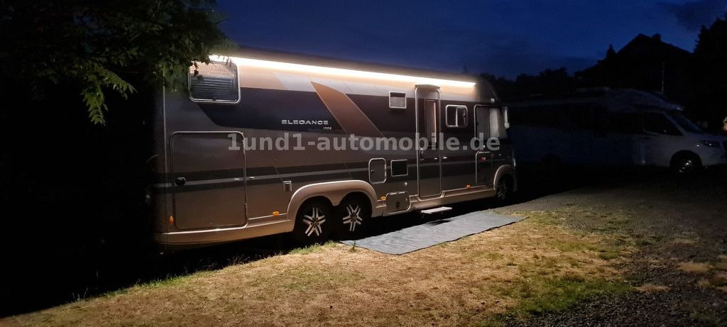 Bürstner Elegance I 910 G Solar/AHK/RFK/Alde/TwinSat/2xTV/Vollausstattung Elegance I 910 G Solar/AHK/RFK/Alde/TwinSat/2xTV/Vollausstattung - Camping-car intégral: photos 3 Bürstner Elegance I 910 G Solar/AHK/RFK/Alde/TwinSat/2xTV/Vollausstattung Elegance I 910 G Solar/AHK/RFK/Alde/TwinSat/2xTV/Vollausstattung - Camping-car intégral: photos 3