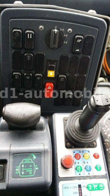 Véhicule de voirie/ Spécial Mercedes-Benz Unimog U 500 Kipper Kommunalhydraulik U 300 400 U 500 Kipper Kommunalhydraulik U 300 400: photos 13