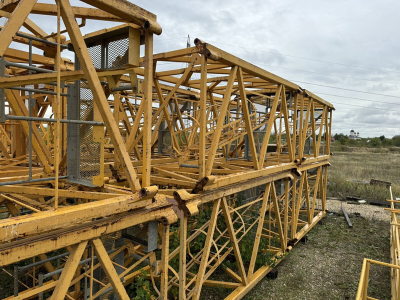 Liebherr tower sections 185/256HC - Grue à tour: photos 1 Liebherr tower sections 185/256HC - Grue à tour: photos 1