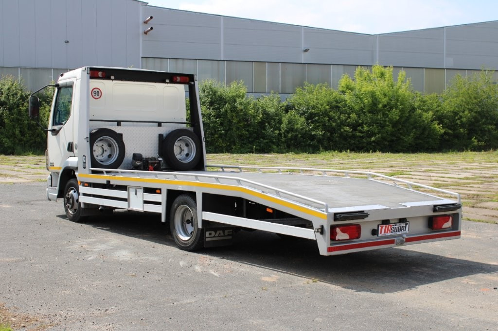 DAF FA LF 45.130 ODTAHOVÉ VOZIDLO - Remorqueuse: photos 4 DAF FA LF 45.130 ODTAHOVÉ VOZIDLO - Remorqueuse: photos 4