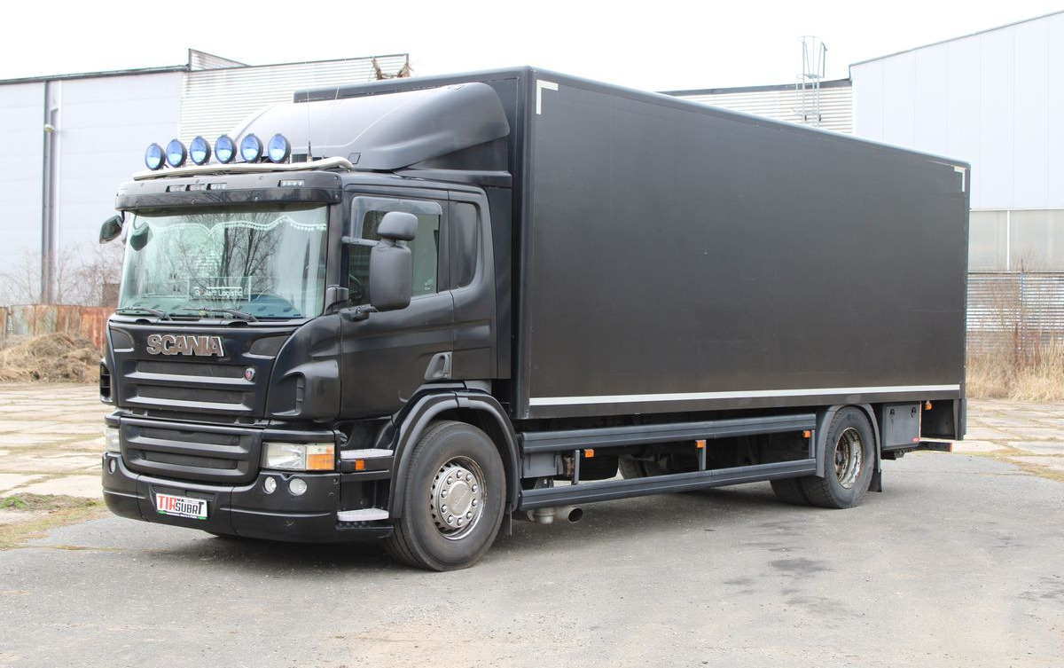Scania P230 - Camion fourgon: photos 2 Scania P230 - Camion fourgon: photos 2