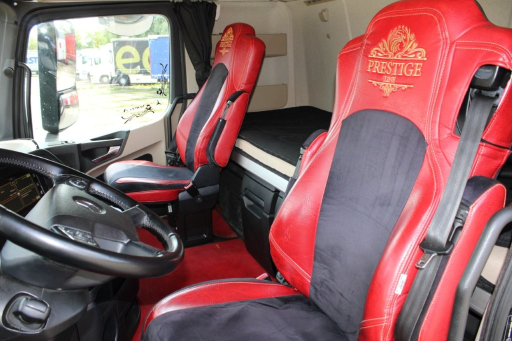 Mercedes-Benz ACTROS 1848, LOWDECK - Tracteur routier: photos 5 Mercedes-Benz ACTROS 1848, LOWDECK - Tracteur routier: photos 5