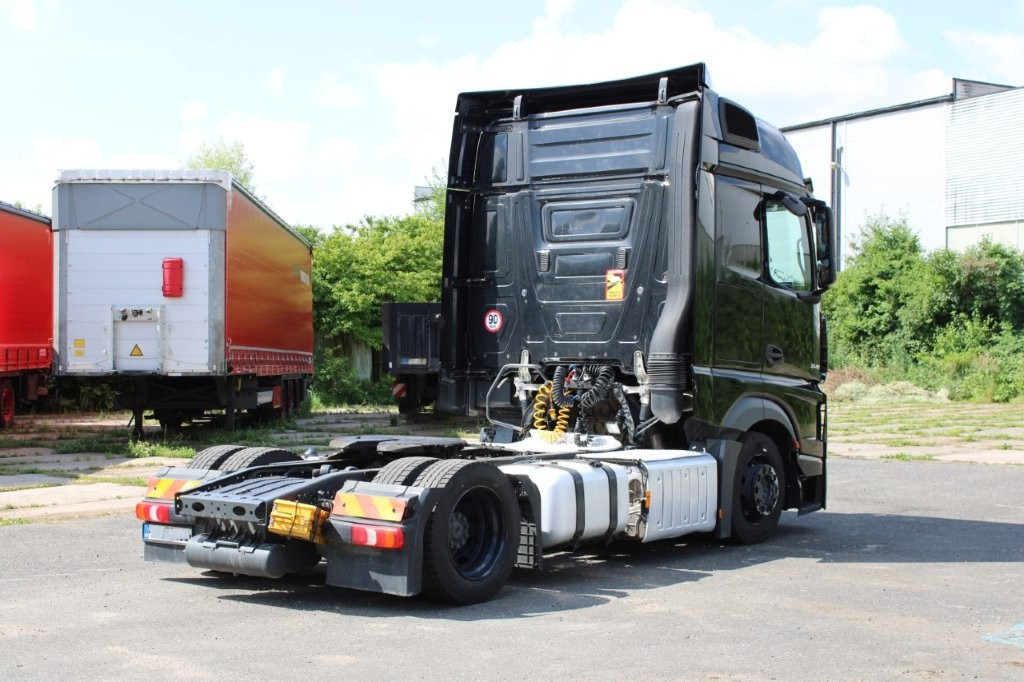 Mercedes-Benz ACTROS 1848, LOWDECK - Tracteur routier: photos 3 Mercedes-Benz ACTROS 1848, LOWDECK - Tracteur routier: photos 3