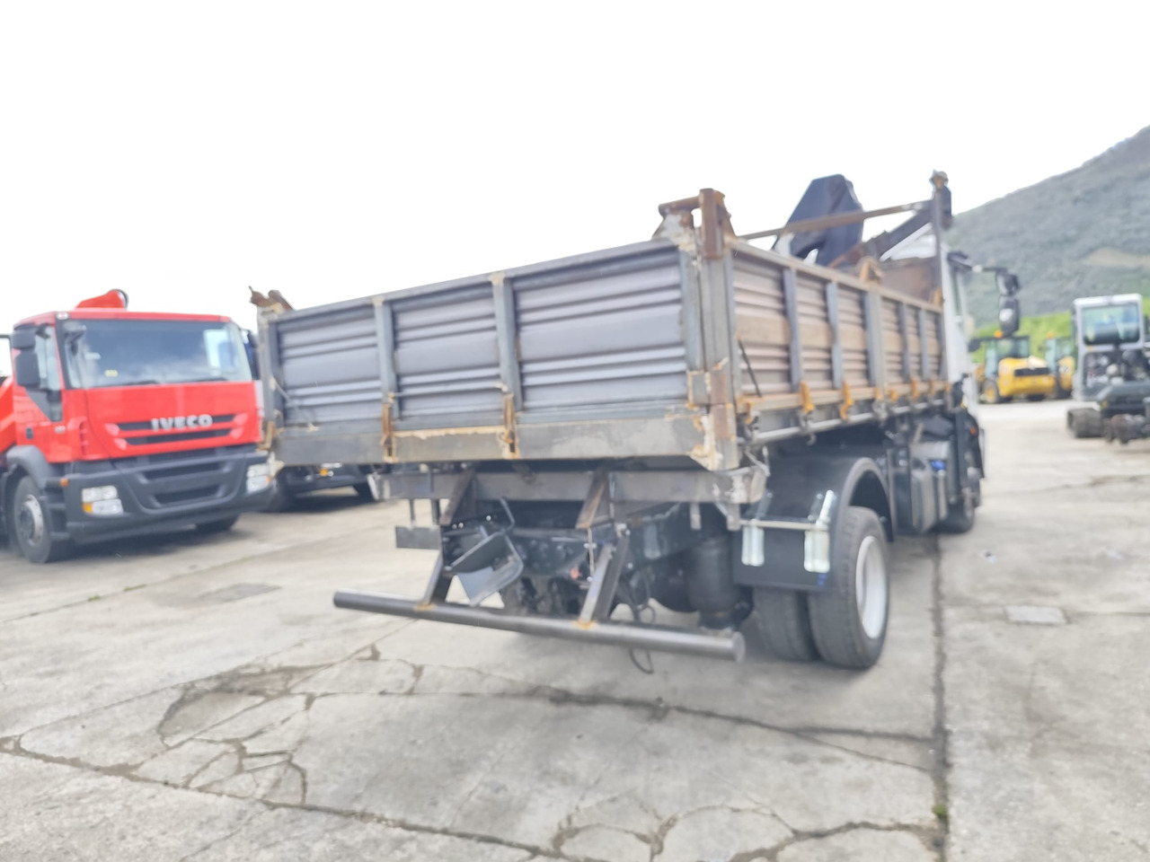 Camion grue, Camion benne IVECO EUROCARGO 120E28: photos 20