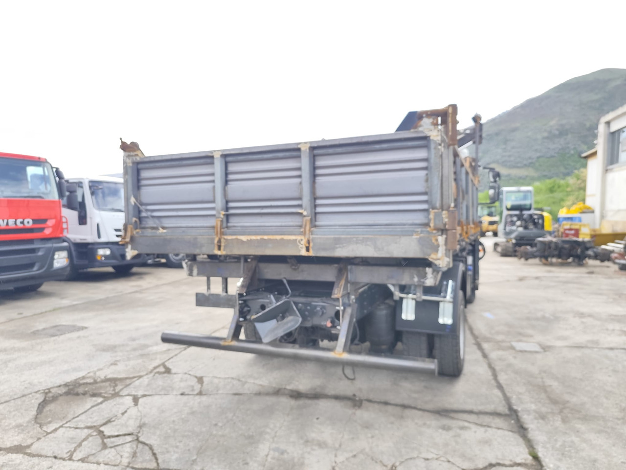 Camion grue, Camion benne IVECO EUROCARGO 120E28: photos 19