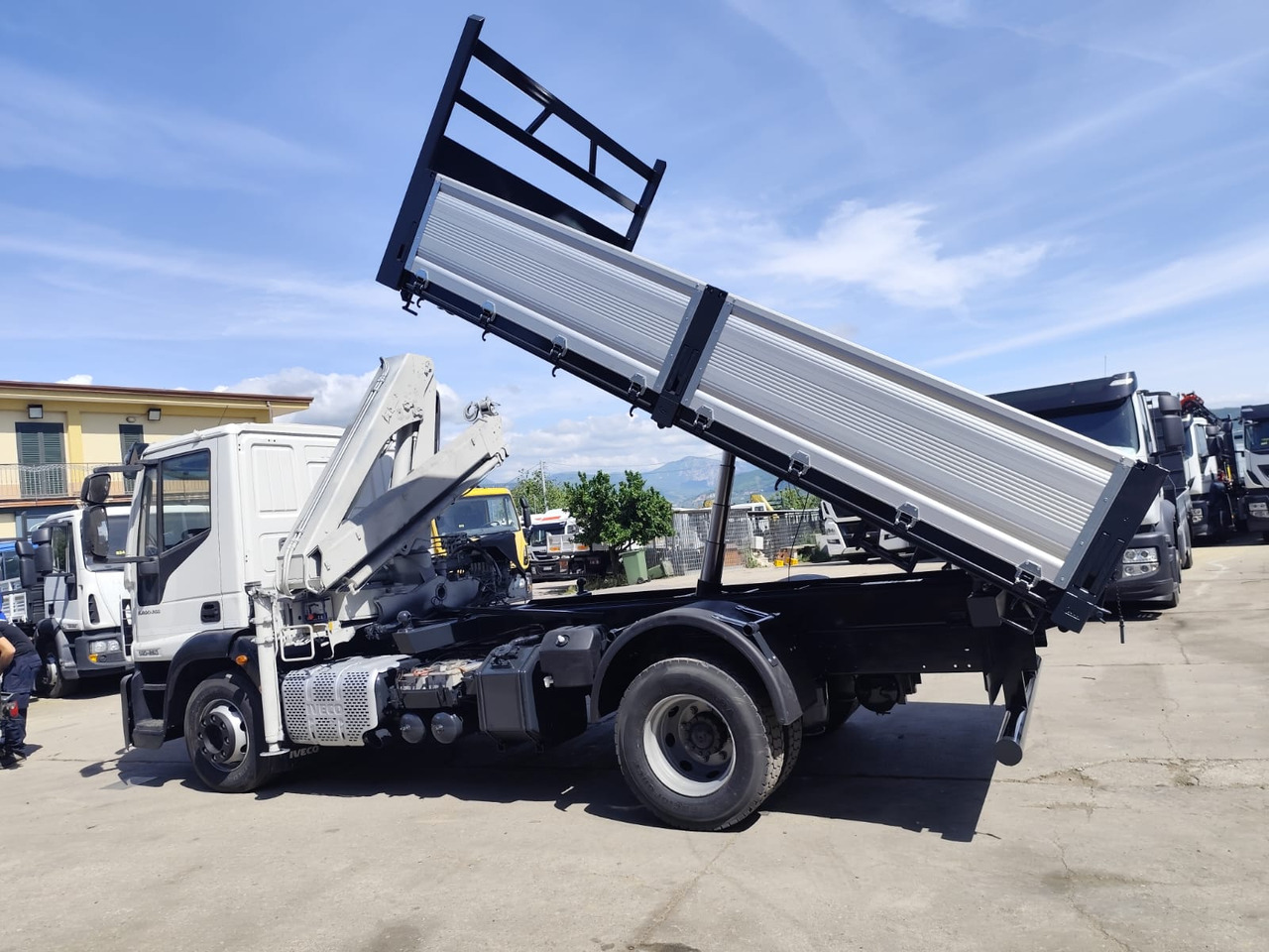 Camion benne, Camion grue IVECO EUROCARGO 140-250: photos 22