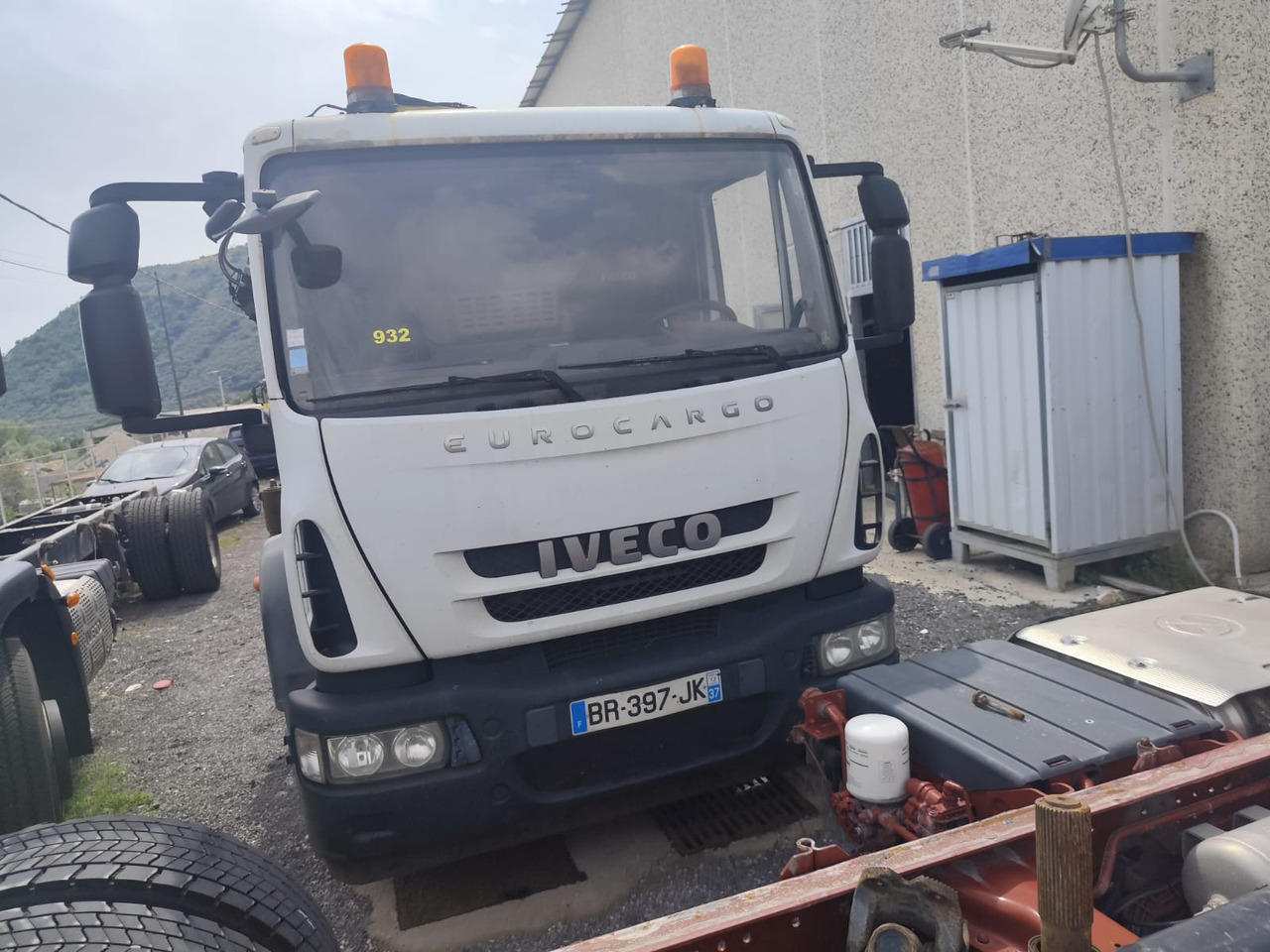 IVECO EUROCARGO 160E25K - Camion grue: photos 1 IVECO EUROCARGO 160E25K - Camion grue: photos 1